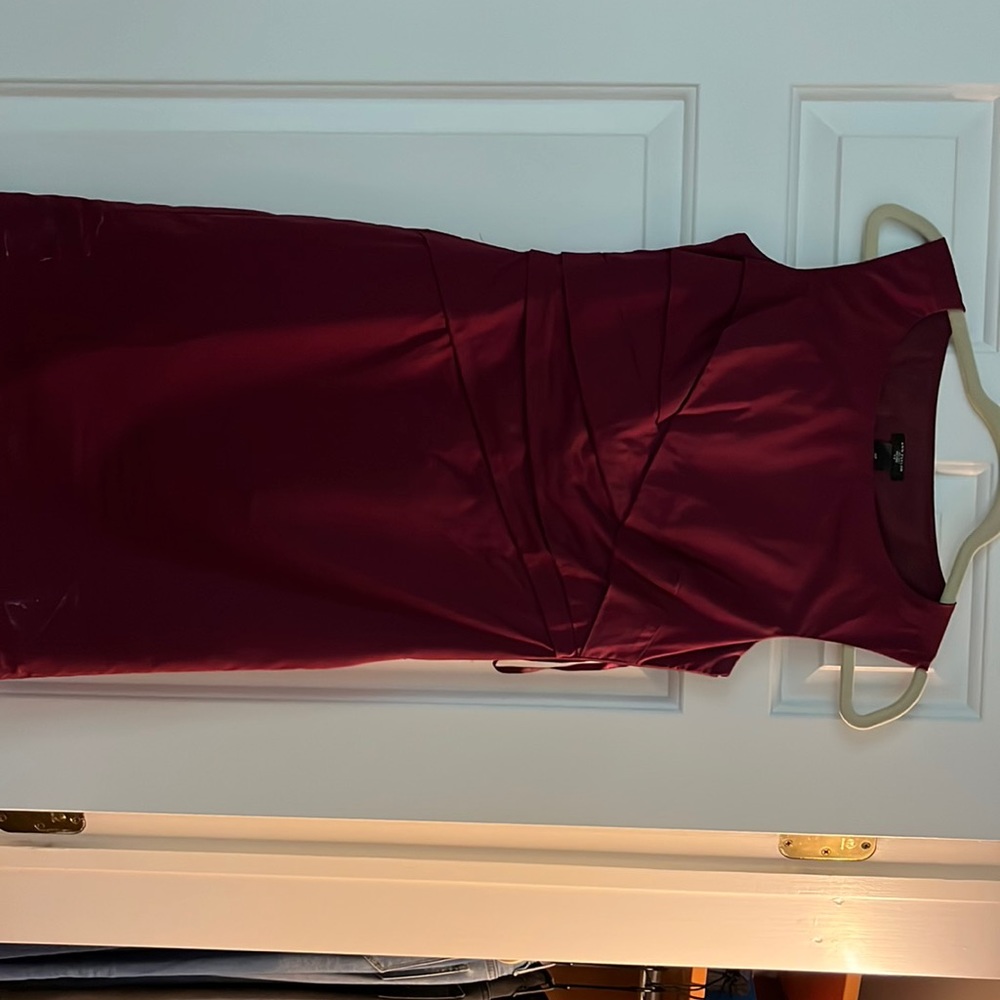 Ann Taylor maroon dress with ruching
